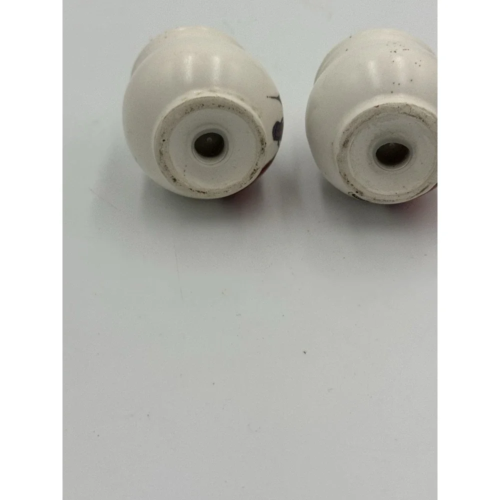 Vintage Salt and Pepper Shakers Tomato Vines Or Fruit